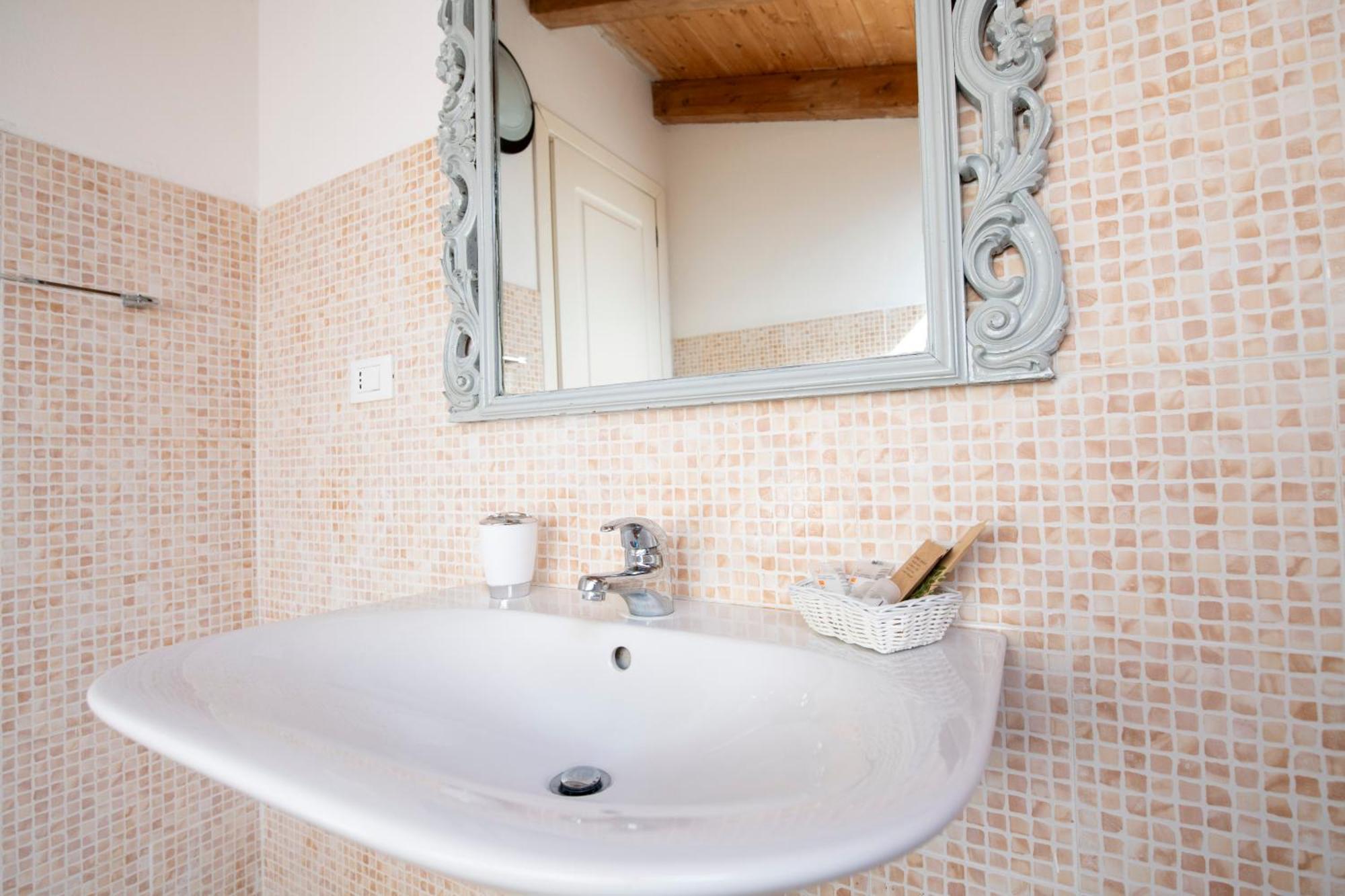 211 - Appartamento Acacia, Terrazza Giardino E Piscina Carro Zewnętrze zdjęcie