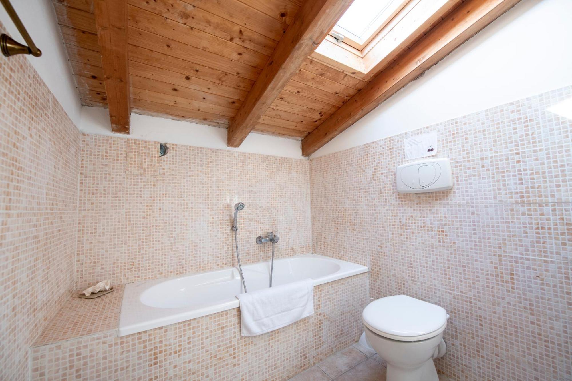 211 - Appartamento Acacia, Terrazza Giardino E Piscina Carro Zewnętrze zdjęcie