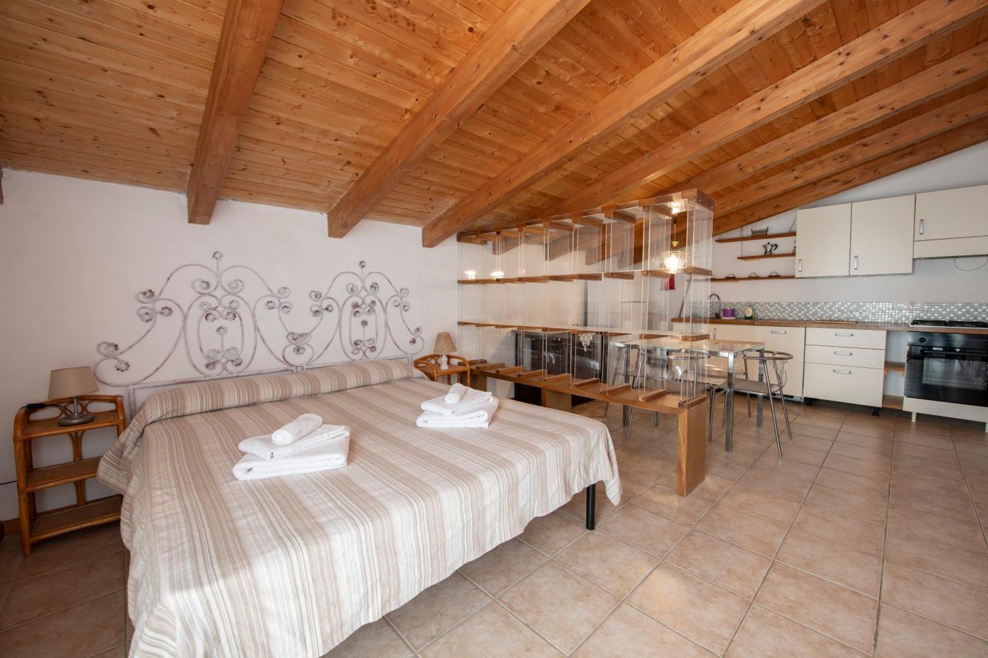 211 - Appartamento Acacia, Terrazza Giardino E Piscina Carro Zewnętrze zdjęcie